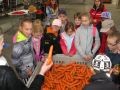 Dzieciaki poznawały warzywa i zbierały ziemniaki