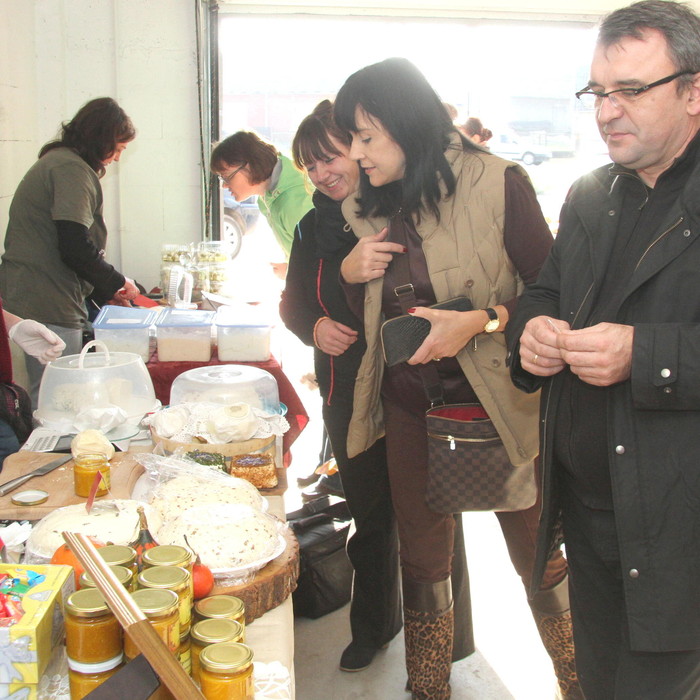 Produkty “Prosto ze wsi” na ekologicznym bazarze