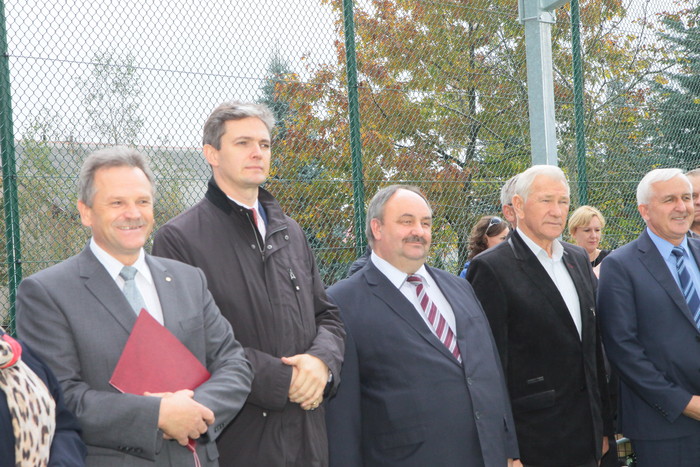 Buski ośrodek dla niepełnosprawnych ma nową infrastrukturę sportową