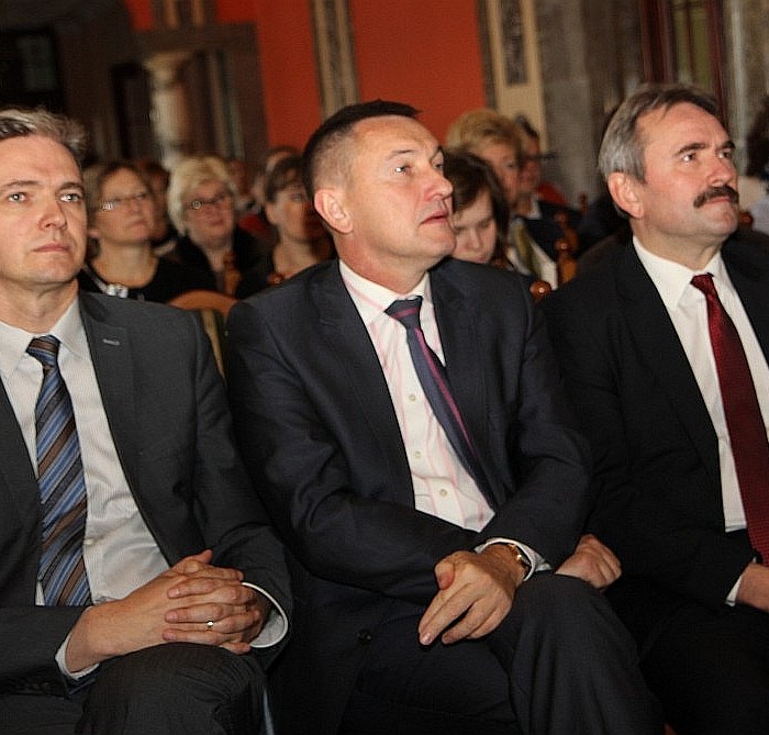 O przeciwdziałaniu agresji w szkole podczas konferencji