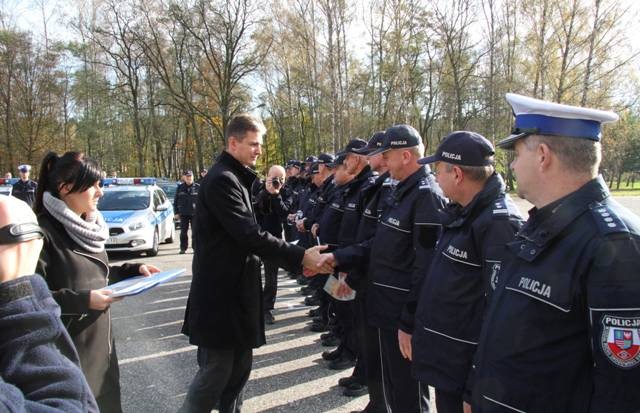 19 nowych aut dla świętokrzyskich policjantów