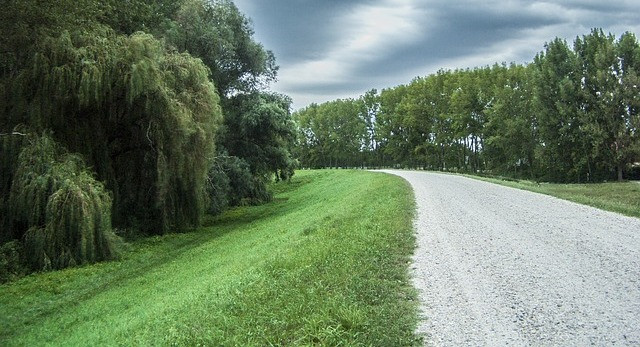 Dodatkowe 2 miliony złotych na drogę Ćmielów – Ożarów