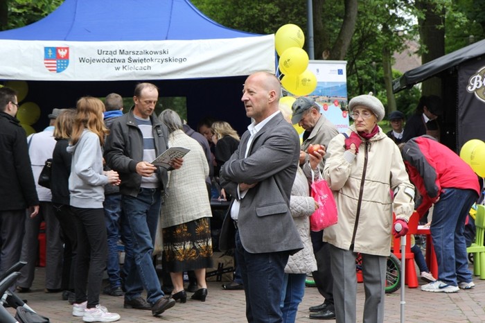 Samorządowy piknik w Kielcach z dronem na niebie i mnóstwem atrakcji