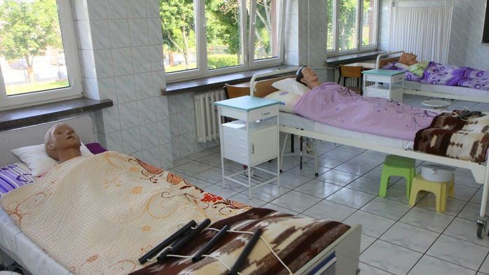 Nowe kierunki w Policealnej Szkole Medycznej w Morawicy – nabór trwa