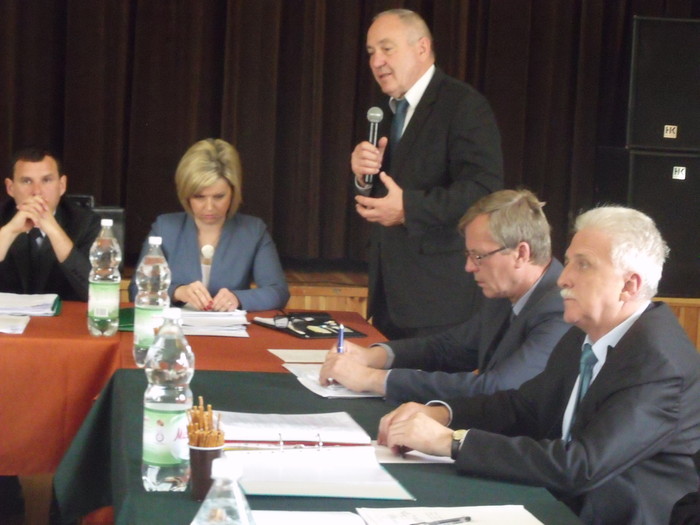 Kazmimierz Kotowski wziął udział w sesji Rady Gminy Klimontów