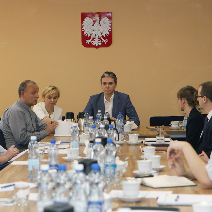O możliwościach wsparcia dla organizacji pozarządowych. Spotkanie Rady Działalności Pożytku Publicznego