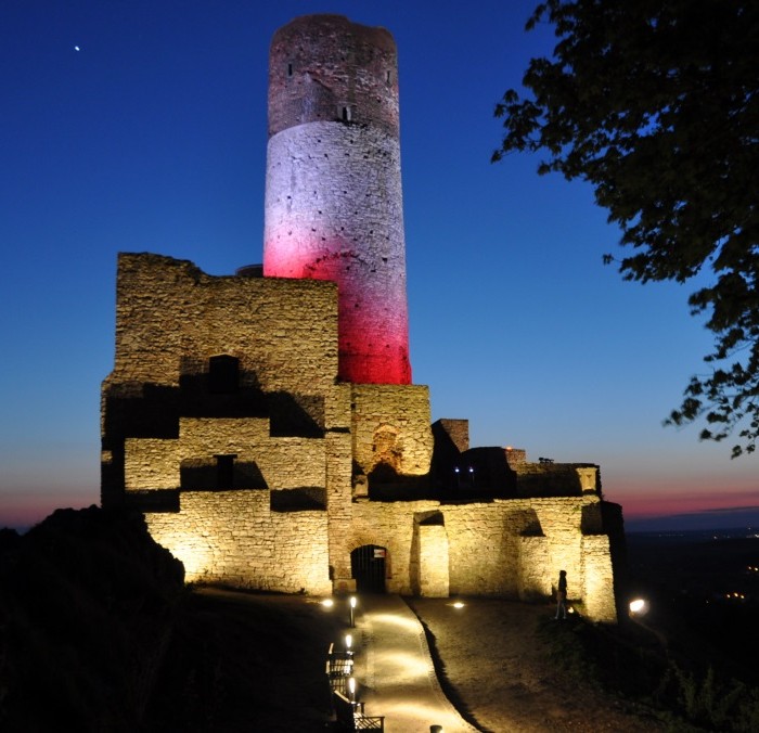 Głosuj na Zamek w Chęcinach w plebiscycie na najlepszy produkt turystyczny &#8211; do 3 października