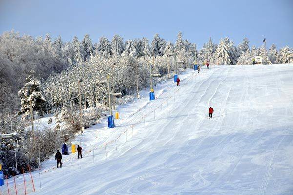 Świętokrzyskie stoki narciarskie wkrótce rozpoczną sezon