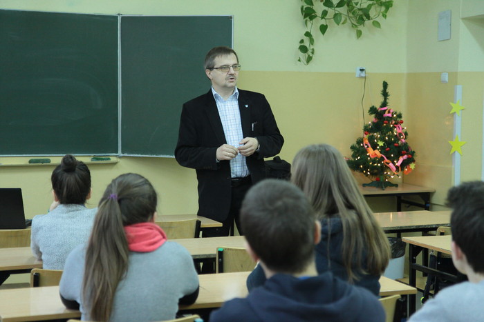 O roli i kompetencjach samorządów podczas spotkania z gimnazjalistami