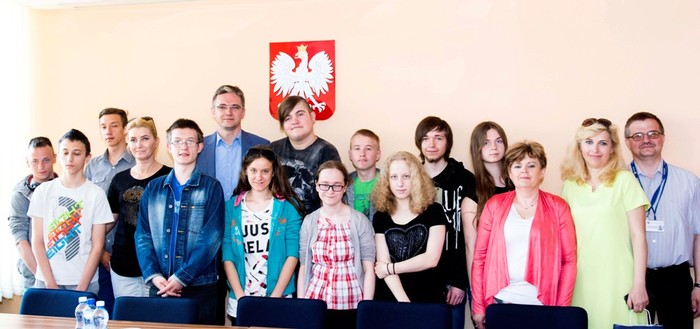Lekcja  o samorządzie z uczniami  Specjalnego Ośrodka Szkolno-Wychowawczego Dla Słabosłyszących i Niesłyszących w Kielcach
