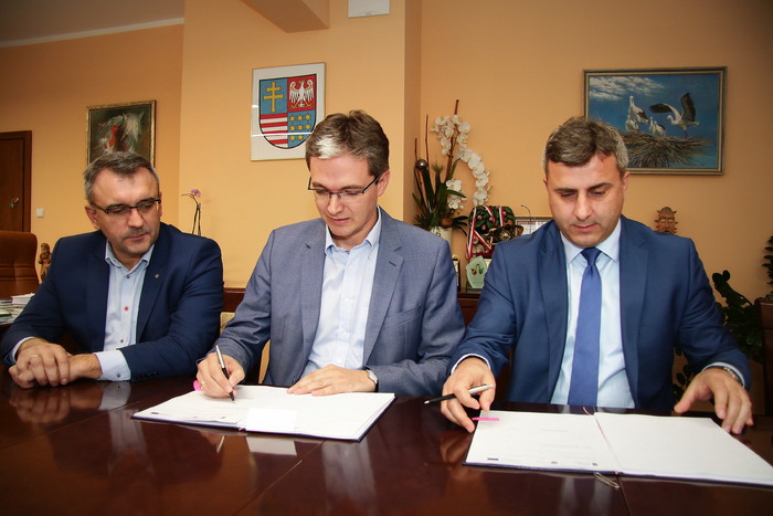 Specjalistyczny samochód strażacki dla OSP w Niestachowie