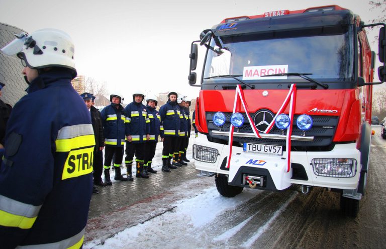 Nowe wozy dla strażaków ochotników z gminy Pacanów