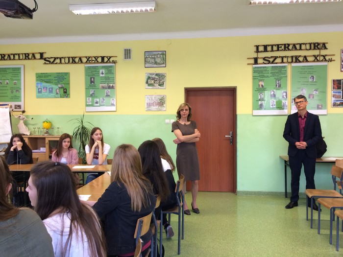 W Końskich dwujęzyczność już oficjalnie