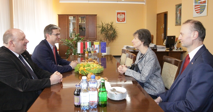 Marszałek Adam Jarubas spotkał się z Konsulem Generalnym Węgier prof. dr hab. Adrienne Körmendy