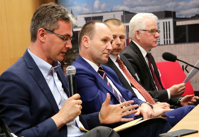 Rozmawiali o wyzwaniach dla Polski i  przyszłości Unii Europejkiej