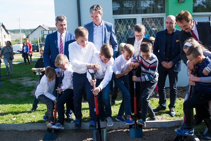 Rozbudują szkołę w Niestachowie