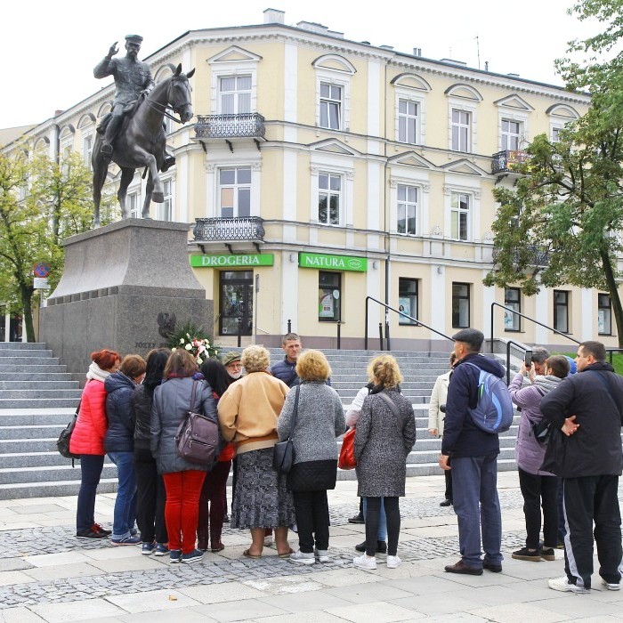 Poznają ojczyznę przodków podążając szlakiem Legionów Piłsudskiego