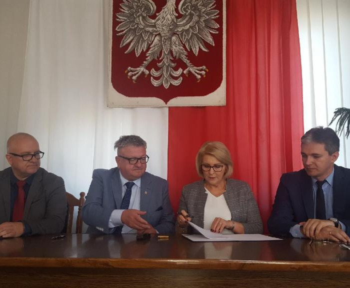 Umowa na “Małą Pętlę Świętokrzyską”