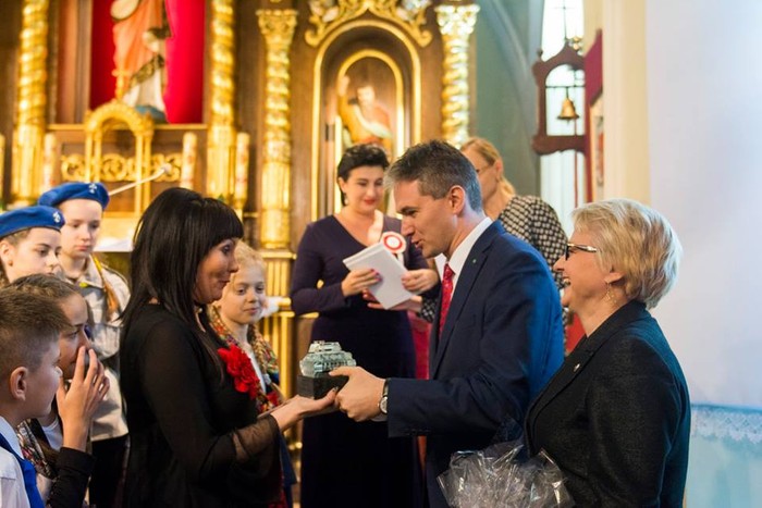 Patriotyczne pieśni zabrzmiały w kościele garnizonowym w Kielcach