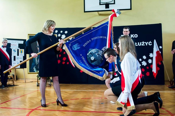 Uroczystość nadania sztandaru Szkole Podstawowej w Opatowcu