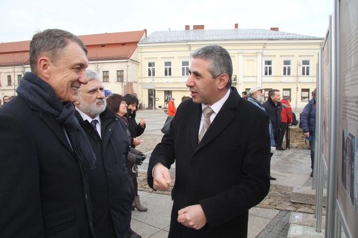 „Ormianie polscy, Ormianie kieleccy” – nowa wystawa na Rynku w Kielcach