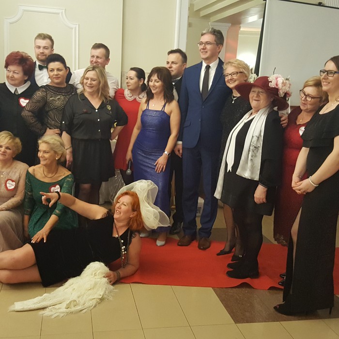 Licytacje, taniec z wężem, pokaz mody &#8211; dla potrzebujących