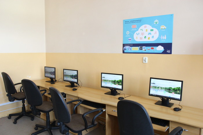 Nowoczesne pracownie komputerowe w starachowickich szkołach