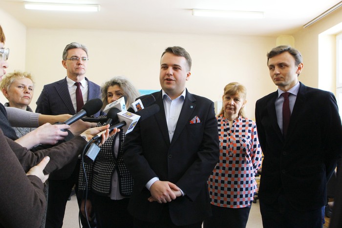 Nowoczesne pracownie komputerowe w starachowickich szkołach