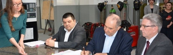 Nowoczesny sprzęt dla „Skłodowskiej” w Ożarowie