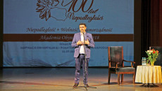 Krzysztof Łysak przemawia