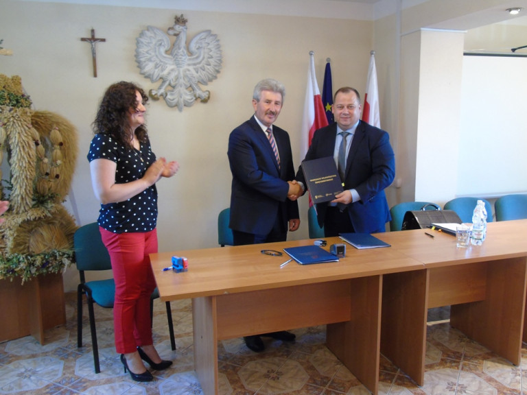 Podpisano Umowy W Oleśnicy (3)