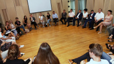 Spotkanie Delegacji Z Winnicy Z Młodzieżą