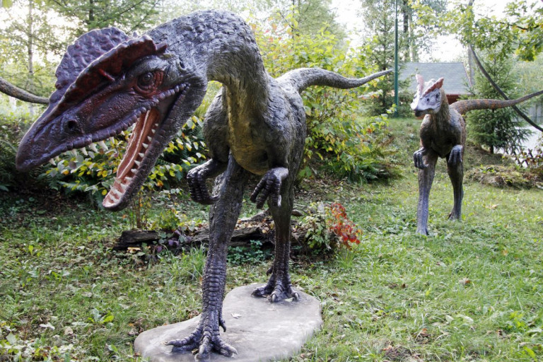 Dinozaur w Bałtowskim Kompleksie Turystycznym