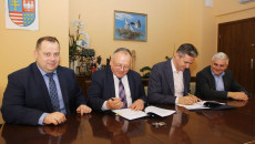 Umowa Z Gminą Łoniów Na Dofinansowanie Do Sprzętu Pożarniczego (1)