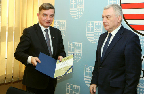 Nominację Odbiera Przewodniczący Sejmiku Andrzej Pruś