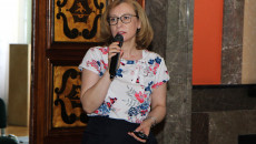 Przemawia Bogumiła Niziołek, dyrektor Departamentu Ochrony Zdrowia Urzędu Marszałkowskiego Województwa Świętokrzyskiego
