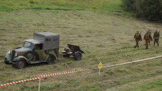 Rekonstrukcja historyczna bitwy o Osiek, którą stoczyli żołnierze polscy z najeźdźcą niemieckim 11 września 1939 r.