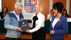 Inauguracja Świętokrzyskiej Karty Zawodowej Rodziny Zastępczej (23)