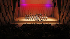 Koncert Patriotyczny Pt. Hej Orle Biały... W Wykonaniu Orkiestry Reprezentacyjnej Straży Granicznej Z Nowego Sącza W Filharmonii Świętokrzyskiej (19)