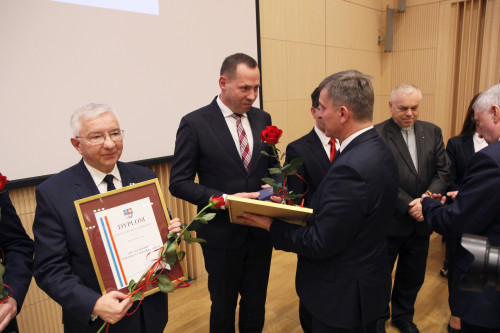 Zasłużeni Dla Regionu Otrzymali Odznakę Honorową Województwa Świętokrzyskiego (24)