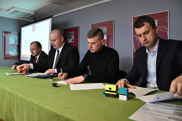 Umowa w Jędrzejowie na budowę Centrum Komunikacyjnego, 12 lutego 2020