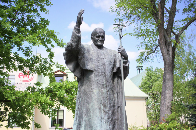 Pomnik Jana Pawła II w Kielcach