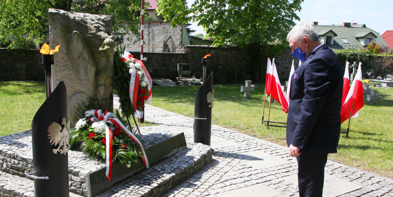 Marszałek Andrzej Bętkowski Przy Mogile Ofiar Września 1939 R W Kielcach