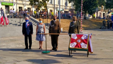 Uroczystości Przekazania Sztandaru Dla 10 Brygady Wojsk Obrony Terytorialnej, Plac Wolności W Kielcach Widok Ogólny