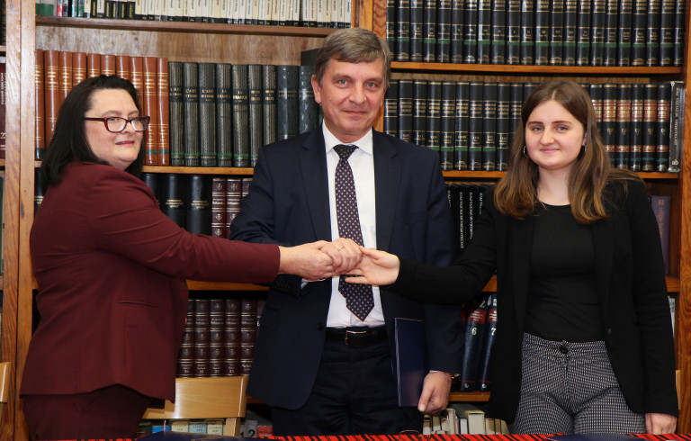 Urszula Salwa Dyrektor Biblioteki Pedagogicznej, Przewodniczący Sejmiku Andrzej Pruś, Przewodnicząca Młodzieżowego Sejmiku Zofia Mogielska