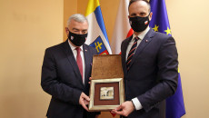Marszałek Andrzej Bętkowski i minister Janusz Kowalski