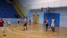 Ogólnopolski Turniej Koszykówki Amatorskiej Mecz z udziałem dwóch drużyn
