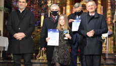 Marszałek Andrzej Bętkowski I Kolejna Laureatka Konkursu Muzycznego