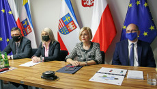 Wicemarszałek Renata Janik, Członek Zarządu Tomasz Jamka, Dyrektor Jacek Sułek, Dyrektor Katarzyna Kubicka
