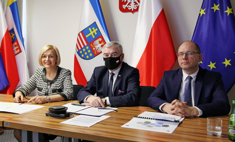 Wicemarszałek Renata Janik, Marszałek Andrzej Bętkowski, Dyrektor Jacek Sułek